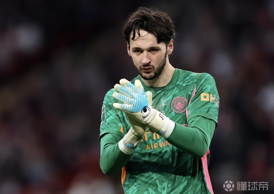 TA：纽卡关注科贝尔和特拉福德；维萨或是纽卡的重点清理对象